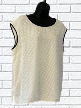 St. John | Cream Swiss Dot Sleeveless Blouse Top
